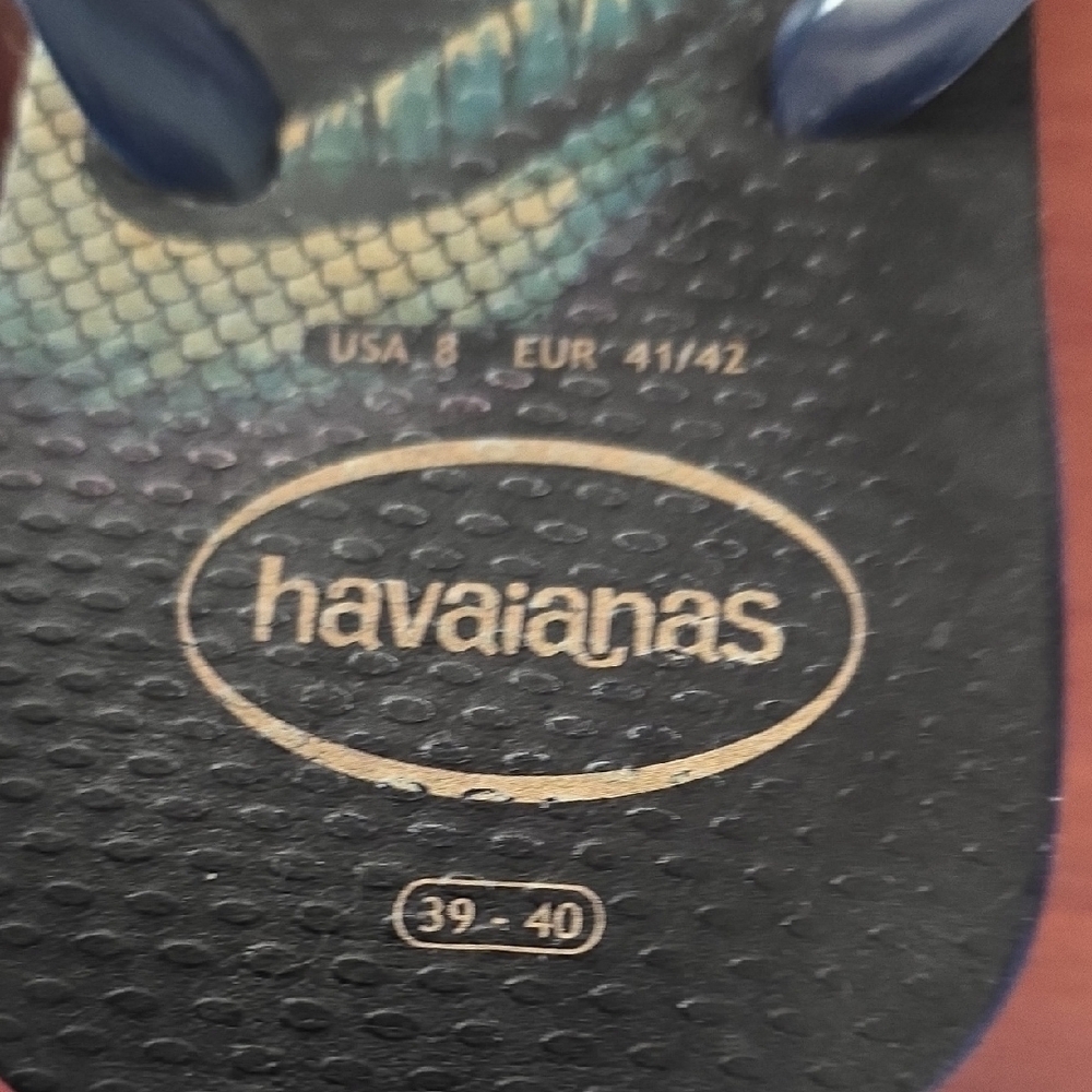 Havaianas Blue and Green Snake Design Flip Flops - Picture 3 of 4